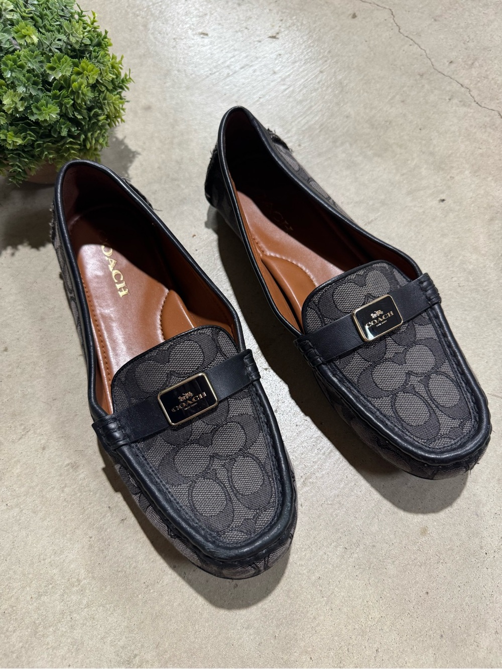 Coach Mona Driving Loafer Women Size 10 Black Signature Monogram Leather